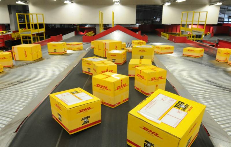 DHL国际快递包裹文件礼品等上海门到门直达全球